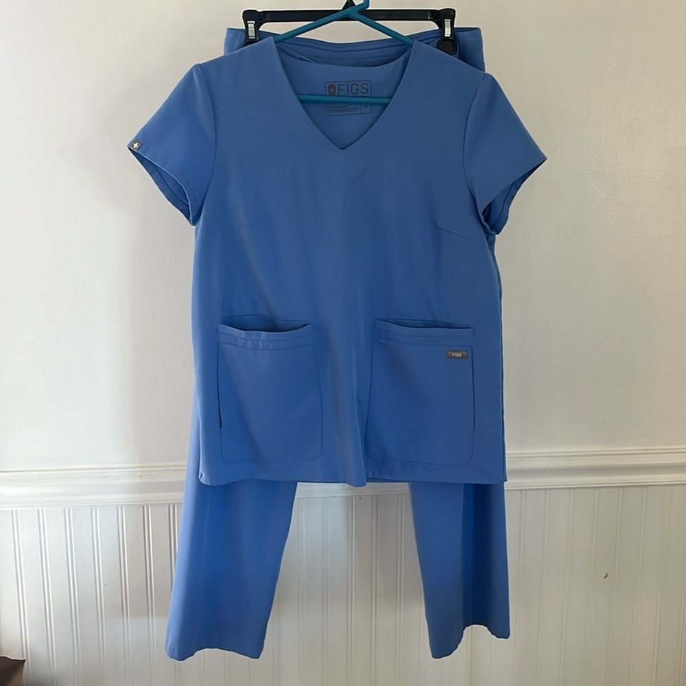 Blue Figs Scrub Set